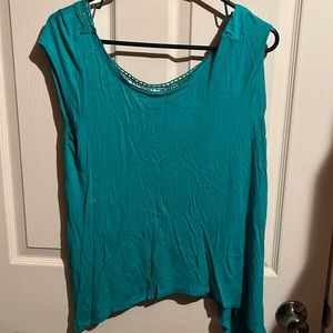 Womens large top
